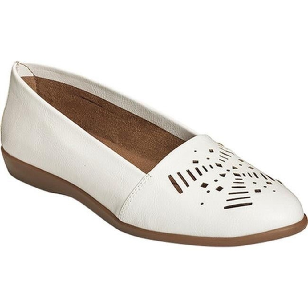 SOLD A2 by Aerosoles Flats with lazer cut design